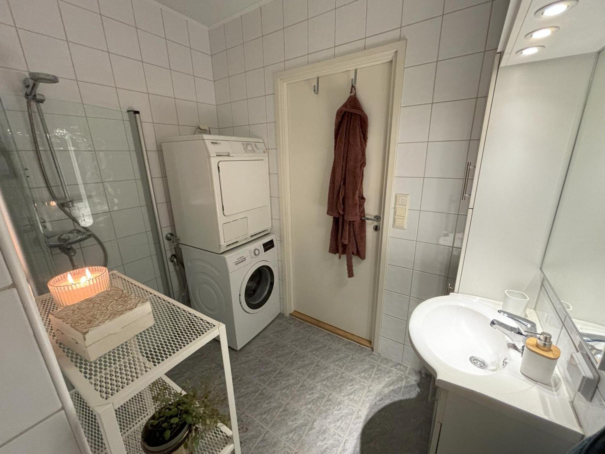 Sentrumsnaer Midt I Sentrum * Tromsø